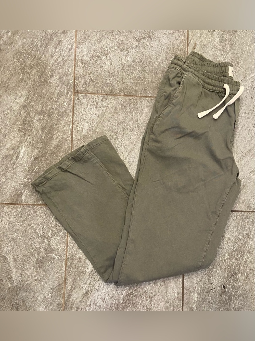Marine Layer Olive Drawstring Joggers - Women’s Medium